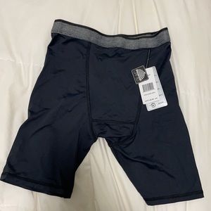 Men’s Compression Shorts 💪🏻